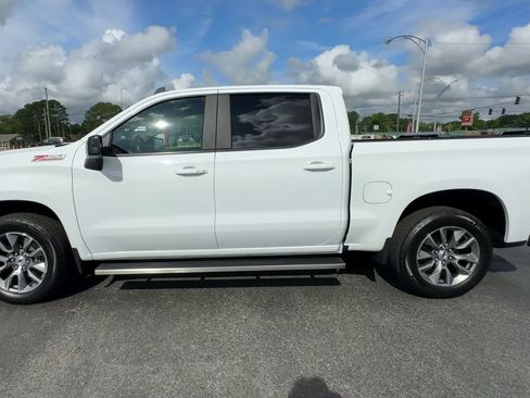 Certified 2022 Chevrolet Silverado 1500 RST AWD/4WD image 5