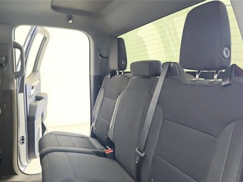 Used 2023 Chevrolet Silverado 1500 LT AWD/4WD image 25