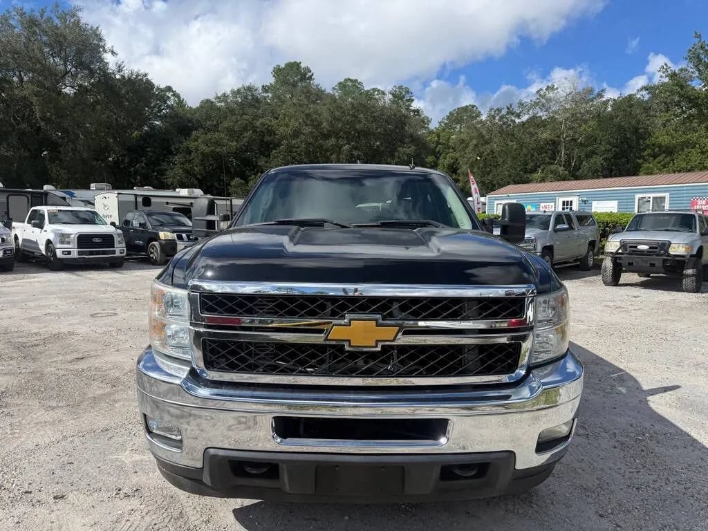 Used 2012 Chevrolet Silverado 2500 LTZ w/ LTZ Plus Package AWD/4WD image 2