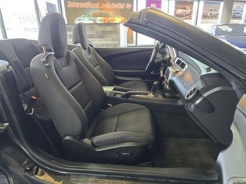 Used 2015 Chevrolet Camaro LT image 15