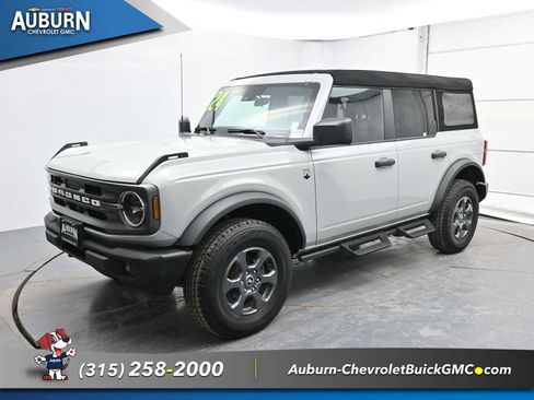 Used 2024 Ford Bronco Big Bend image 2