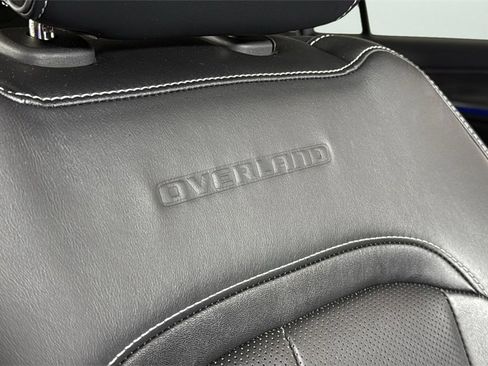 Used 2023 Jeep Grand Cherokee L Overland image 38