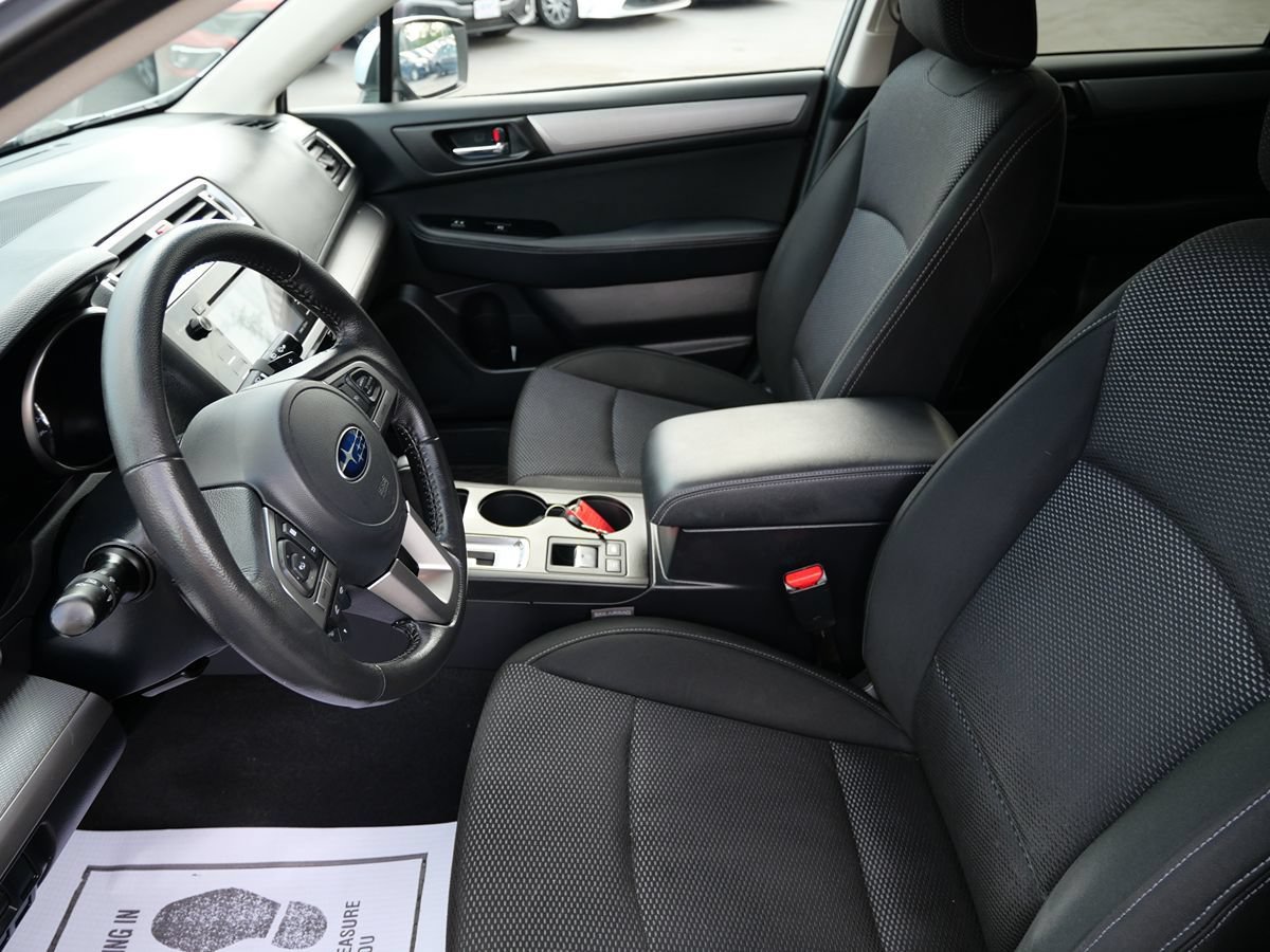 Used 2017 Subaru Outback 2.5i Premium AWD/4WD image 10