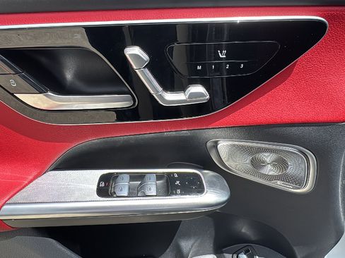 Used 2024 Mercedes-Benz GLC 43 AMG 4MATIC image 13