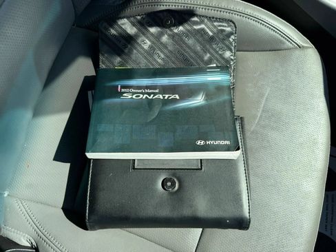Used 2012 Hyundai Sonata Limited FWD image 33
