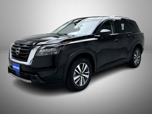 Certified 2025 Nissan Pathfinder SL AWD/4WD image 1