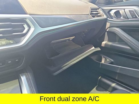 Used 2023 BMW 430i Coupe w/ M Sport Package RWD image 26