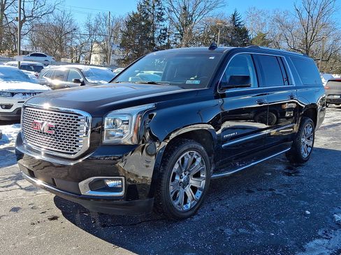 Used 2017 GMC Yukon XL Denali w/ Open Road Package image 3