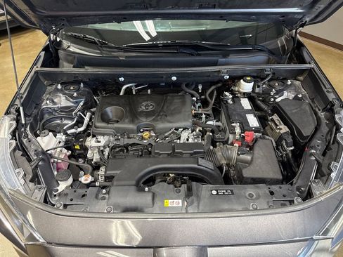 Used 2021 Toyota RAV4 LE image 80