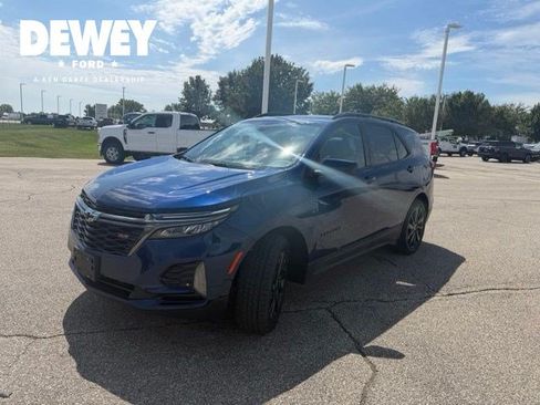 Used 2023 Chevrolet Equinox RS AWD/4WD image 3