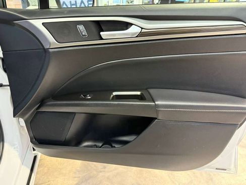 Used 2018 Ford Fusion SE w/ Equipment Group 602A image 62