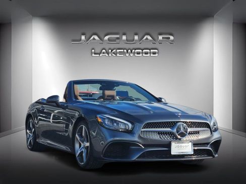 Used 2019 Mercedes-Benz SL 550 image 5