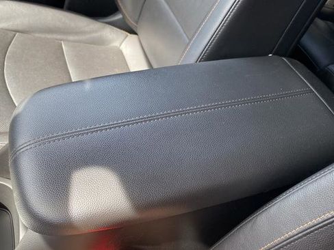 Used 2019 Chevrolet Equinox Premier AWD/4WD image 18