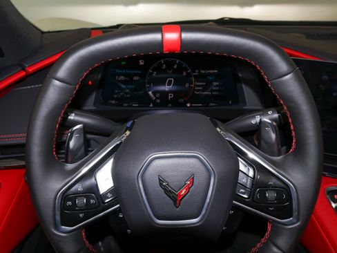 Used 2024 Chevrolet Corvette Stingray Preferred Conv w/ Z51 Performance Package RWD image 35