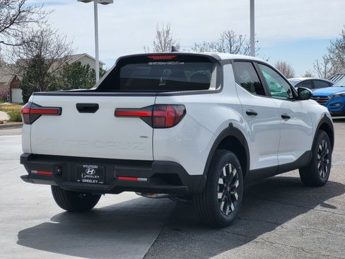 New 2026 Hyundai Santa Cruz SE AWD/4WD image 3