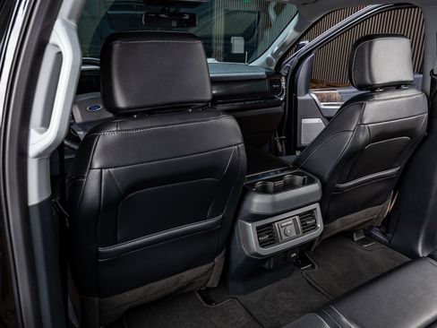 Used 2023 Ford F250 Lariat w/ Sport Appearance Package image 33