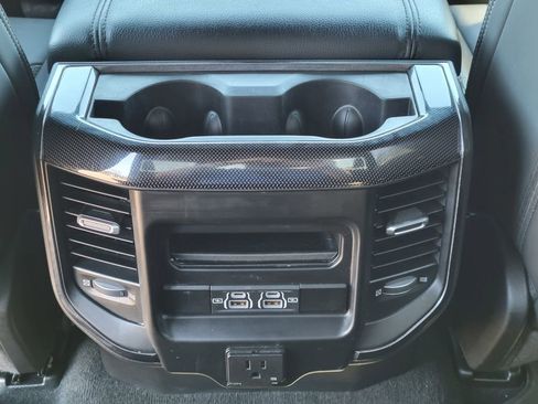 Used 2021 RAM 1500 Big Horn w/ Built-to-serve Edition image 15