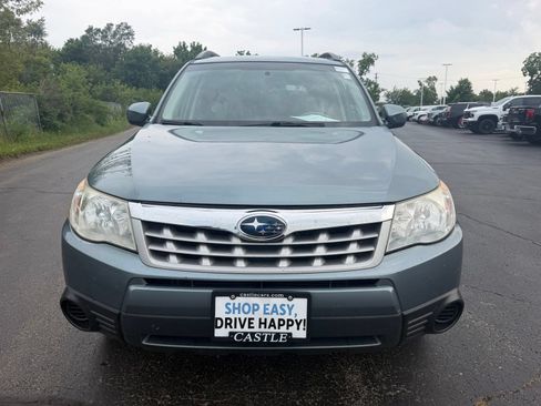 Used 2011 Subaru Forester 2.5X Premium w/ All-Weather Pkg AWD/4WD image 2