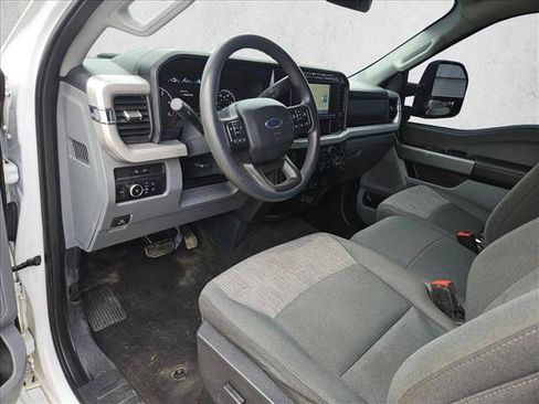 Used 2024 Ford F250 XLT w/ FX4 Off-Road Package AWD/4WD image 14