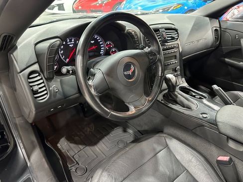 Used 2013 Chevrolet Corvette Convertible image 14