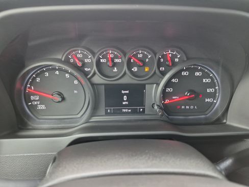 Used 2025 Chevrolet Silverado 1500 Custom RWD image 19