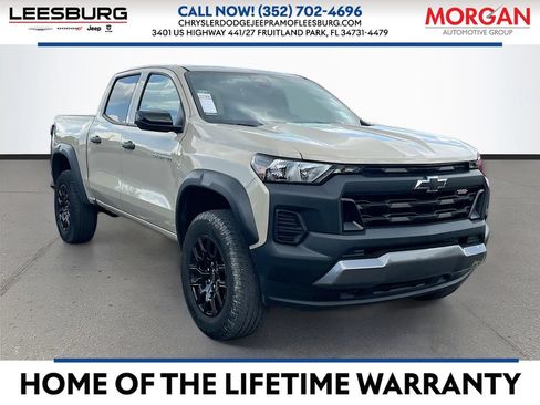 Used 2024 Chevrolet Colorado Trail Boss w/ Advanced Trailering Package AWD/4WD image 1