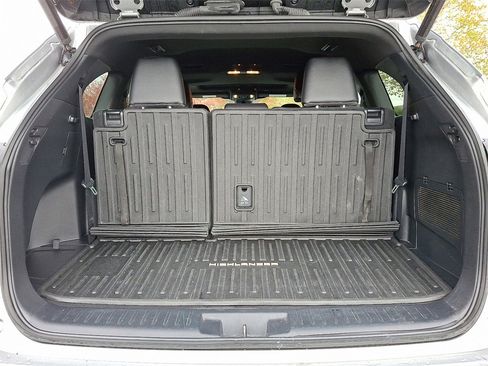 Used 2023 Toyota Highlander XSE image 30