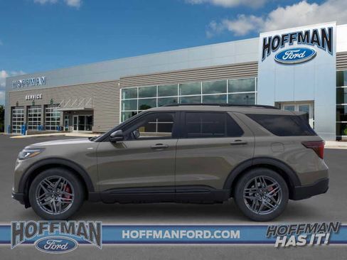New 2026 Ford Explorer ST-Line w/ ST-Line Street Pack image 5