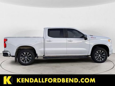 Used 2022 Chevrolet Silverado 1500 RST AWD/4WD image 6