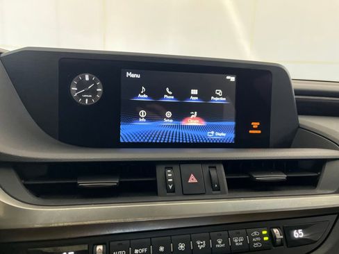 Used 2021 Lexus ES 250 w/ Premium Package AWD/4WD image 60