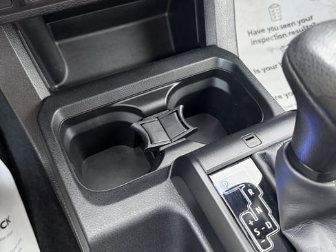 Certified 2022 Toyota Tacoma SR image 17
