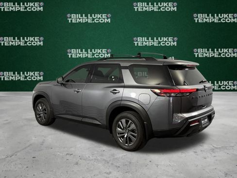 Used 2024 Nissan Pathfinder SV w/ Black Appearance Package image 10