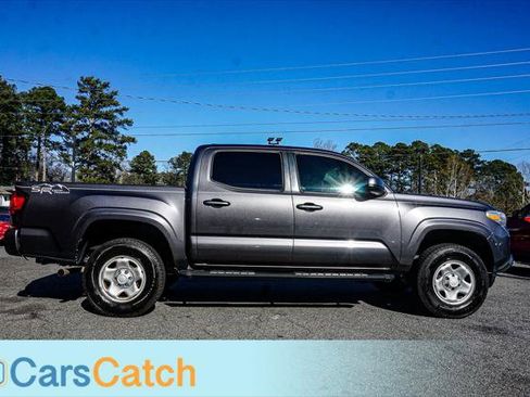 Used 2020 Toyota Tacoma SR w/ SR Convenience Package image 9