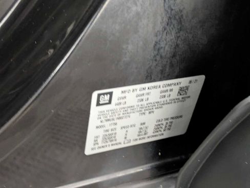 Used 2022 Chevrolet TrailBlazer RS w/ Sun and Liftgate Package image 35