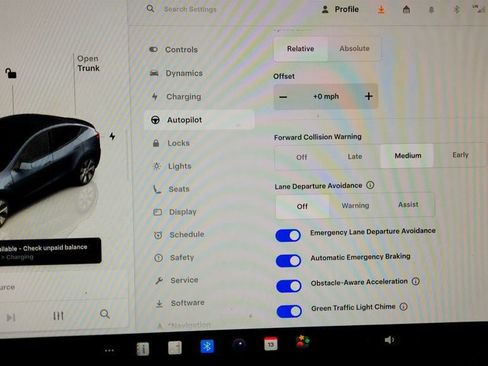 Used 2023 Tesla Model Y AWD image 20