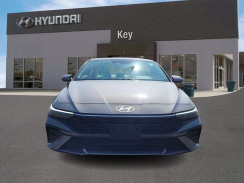 Certified 2024 Hyundai Elantra SEL FWD image 8