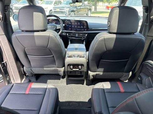 New 2026 Chevrolet Traverse RS AWD/4WD image 16