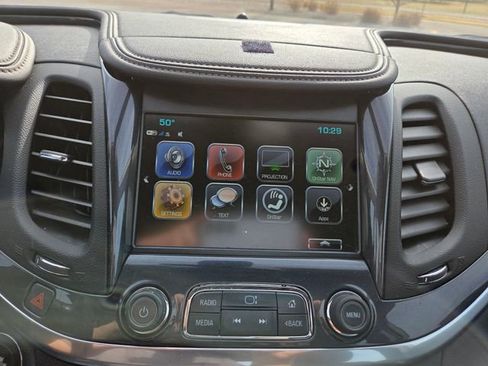 Used 2020 Chevrolet Impala LT image 25