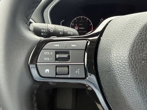 Used 2023 Honda Pilot Touring image 36