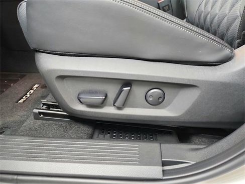 New 2026 Nissan Rogue Platinum image 20