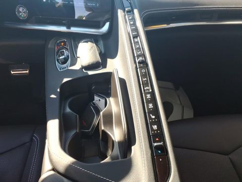 Used 2024 Chevrolet Corvette Stingray Preferred Conv w/ Battery Protection Package RWD image 27