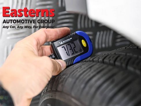 Used 2025 Kia Soul LX w/ LX Technology Package FWD image 27