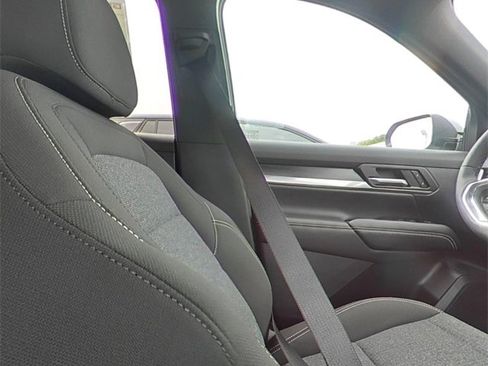 New 2025 GMC Terrain Elevation image 28