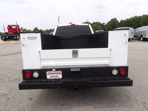 Used 2019 Ford F250 XL w/ Power Equipment Group RWD image 6