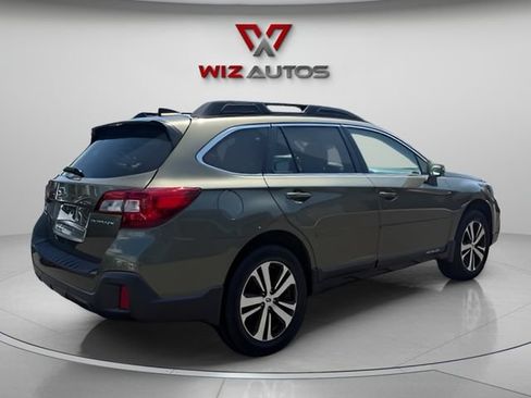 Used 2018 Subaru Outback 2.5i Limited AWD/4WD image 5