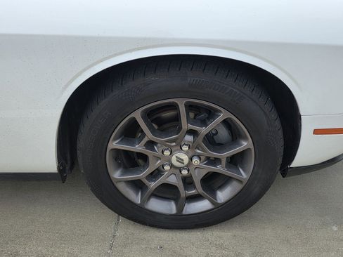 Used 2018 Dodge Challenger GT w/ Driver Convenience Group AWD/4WD image 12
