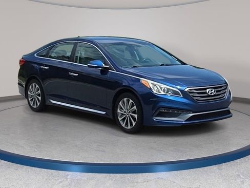 Used 2015 Hyundai Sonata Sport w/ Option Group 04 FWD image 3