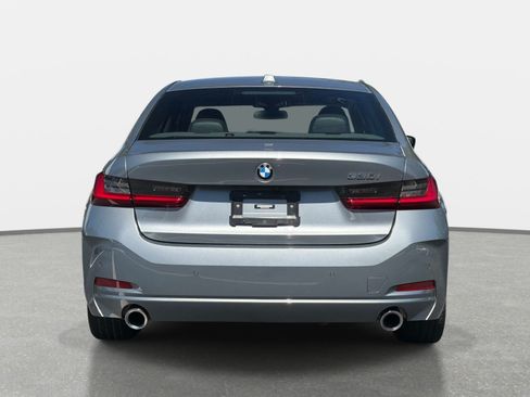 Used 2023 BMW 330i Sedan w/ Driving Assistance Package RWD image 4