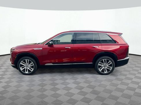 New 2026 Cadillac Vistiq Luxury w/ LPO, Floor Liner Package AWD/4WD image 4