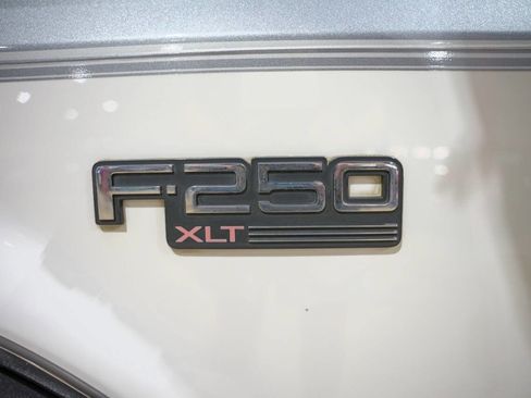 Used 1996 Ford F250 4x4 Regular Cab image 19